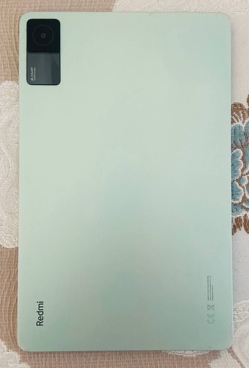 Redmi pad 6 holati yaxshi teppasida biroz xasta bõlgan xolos