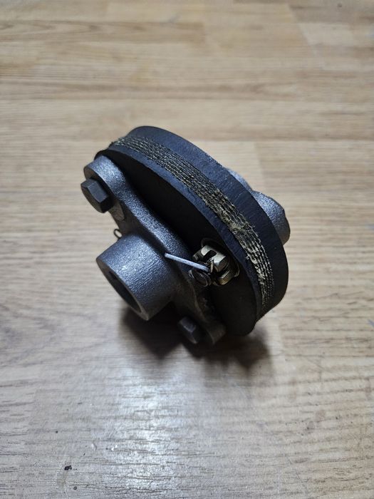 Flansa intermediara cauciuc pentru tractor chinezesc Konig 25 Cp