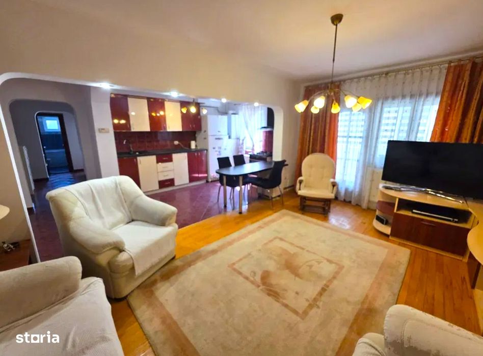 Apartament 4 camere de vânzare   Ultracentral etaj 1