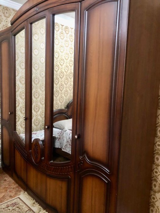 Спальний гарнитур