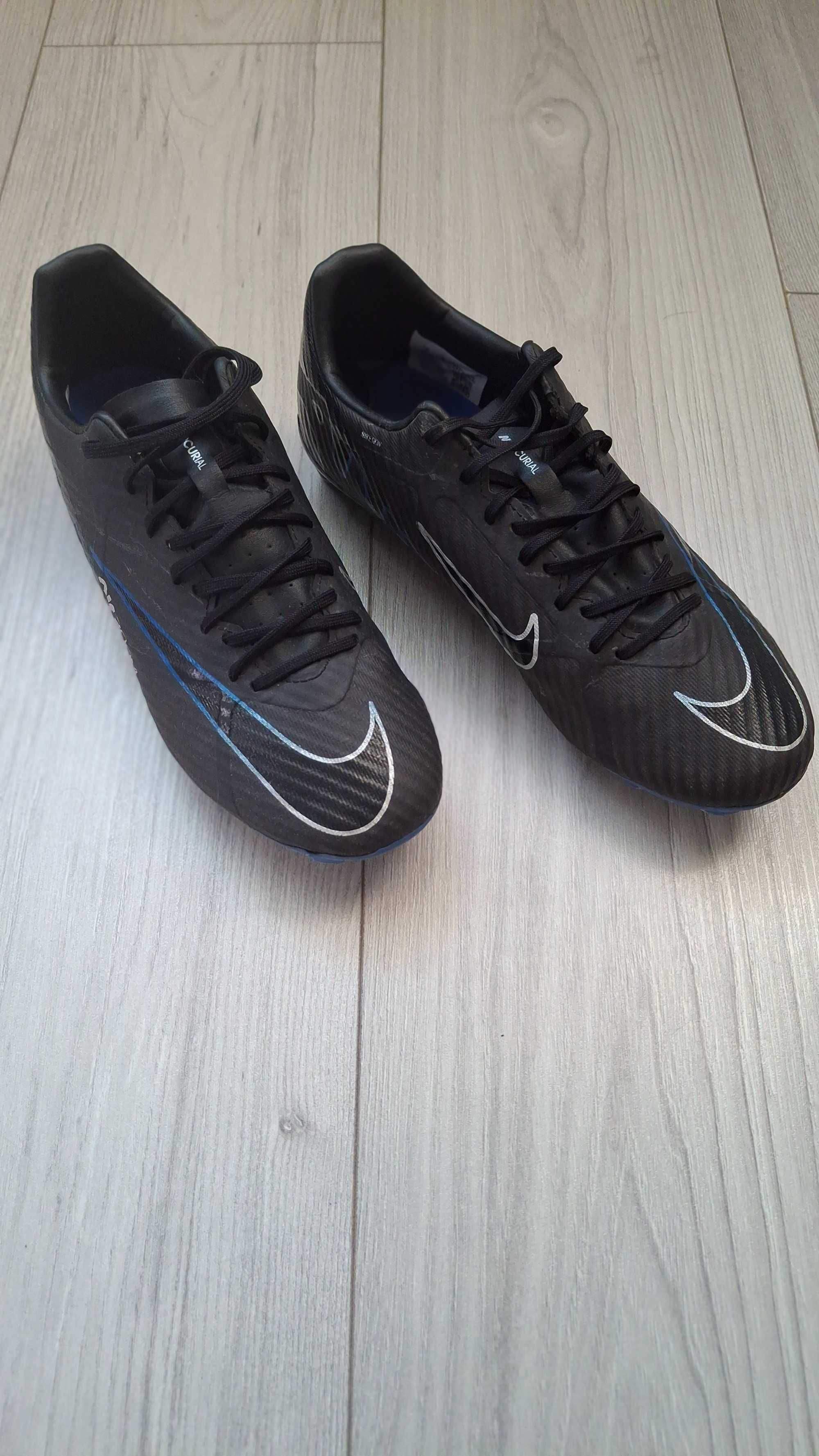 Nike - Футболни обувки Mercurial