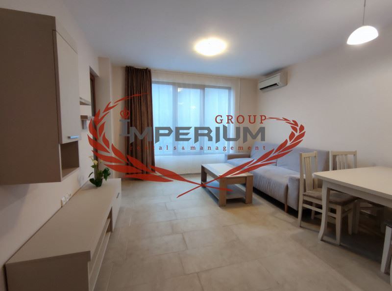 Дава се под наем Двустаен апартамент в Варна, Цветен квартал - 60 кв.м за 459 € - Снимка #2