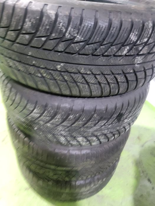 4 бр зимни 225/55/17 Michelin Bridgestone Runflatt