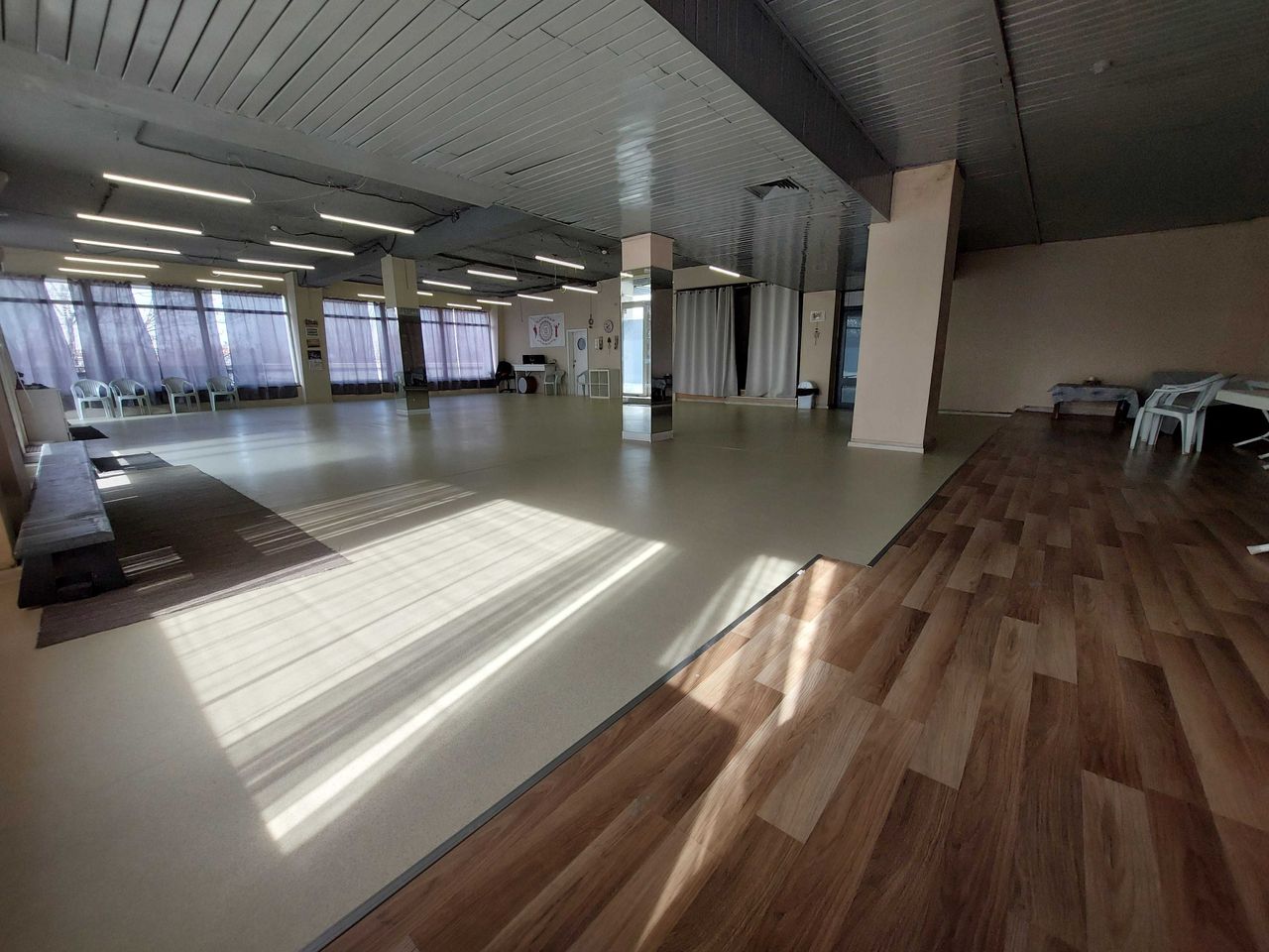 Дава се под наем Зала за събития в София, Център -  кв.м за 16.32 € - Снимка #3