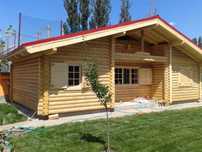 Cabane și construcții din lemn