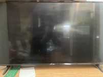 Телевизор LG в хорошем состояний