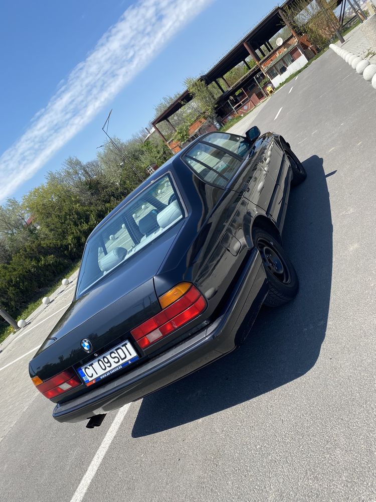 Vând BMW seria 7 e32 an 1990