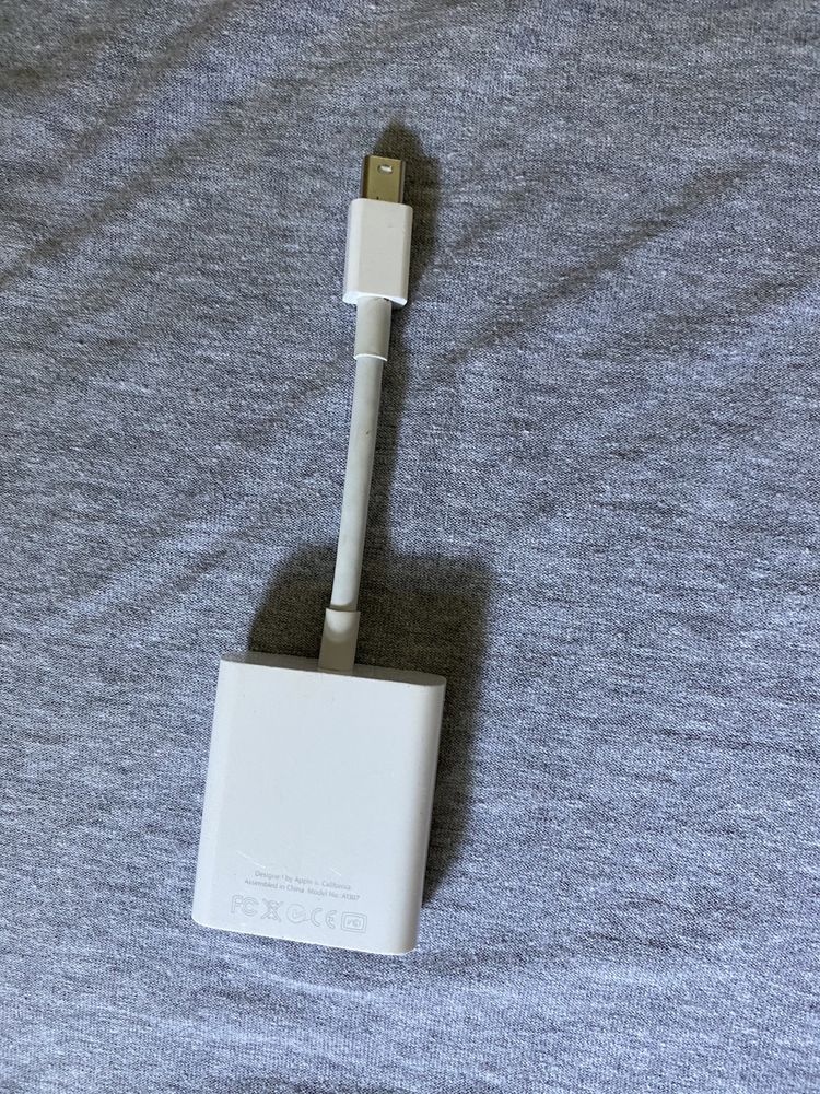 Adaptor Apple DVI- Mini DisplayPort conector