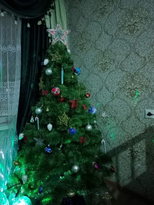 Искусственная елка