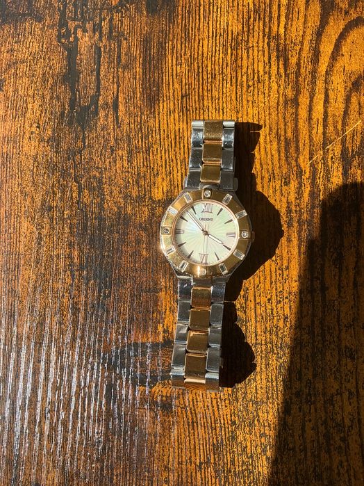 Ceas Orient Fashionable, quartz, MoP, auriu, cristale