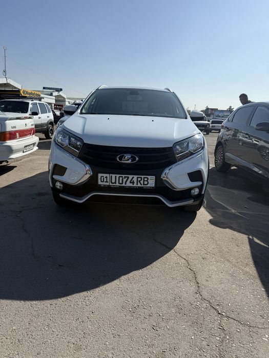 Lada Xray 1.6 Nissan mator CVT