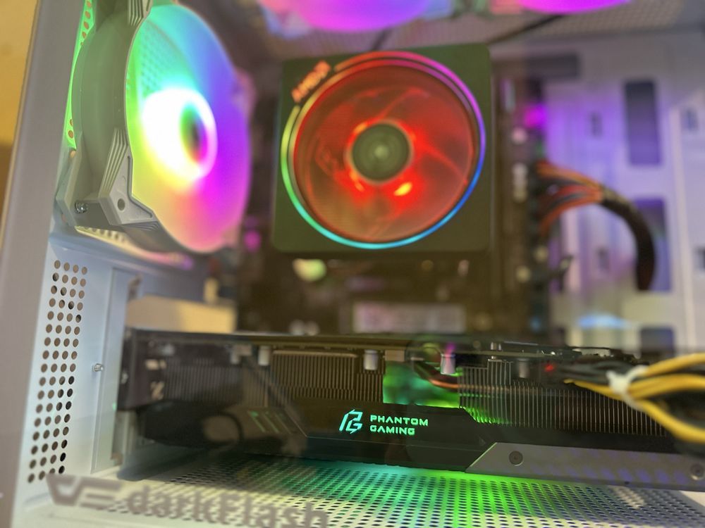 Перфектен компютър AMD Ryzen 5  RX 5700XT 8GB