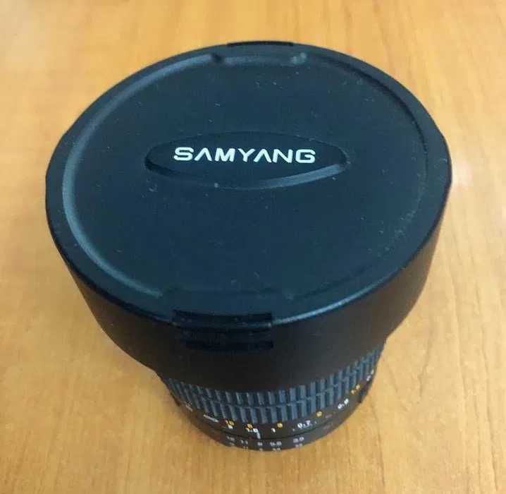 Obiectiv foto SamYang 8 mm f/3.5 Fish-Eye CS