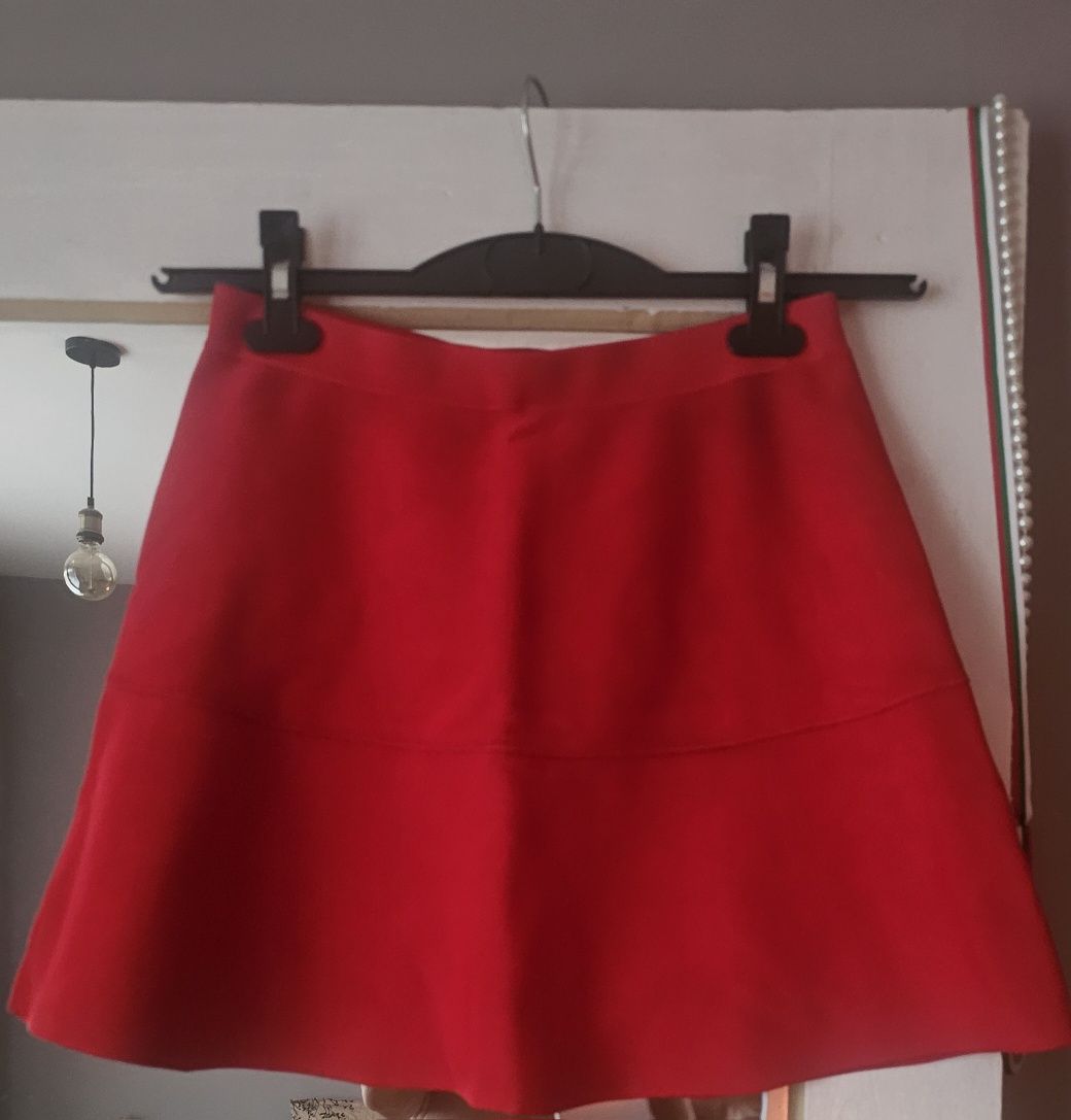 Къса пола Zara, размер S
