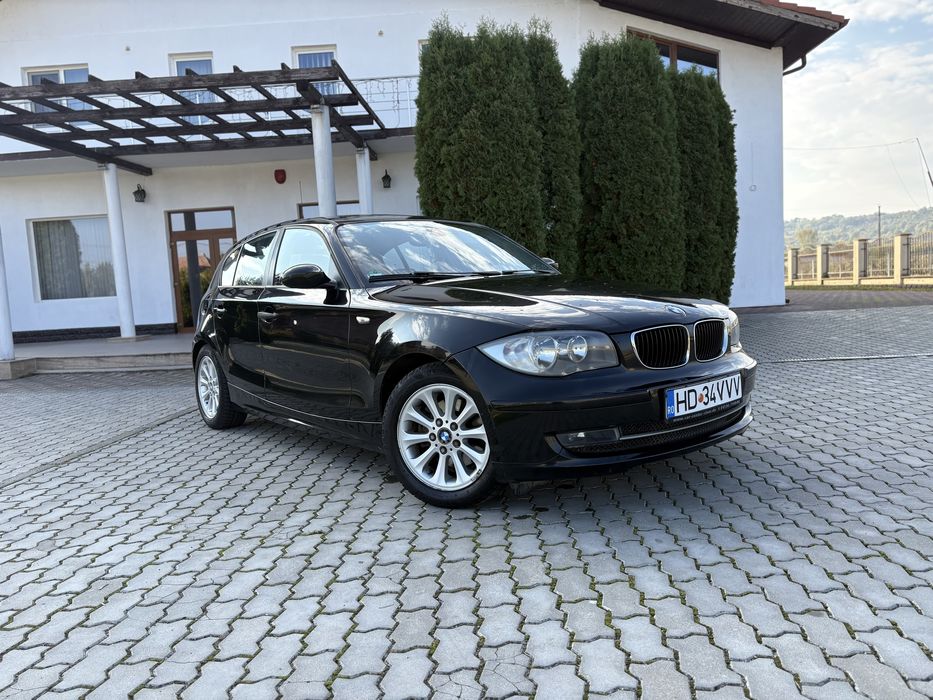BMW Seria 1 Facelift 2008 – 2.0 Diesel 143 CP, Înmatriculat
