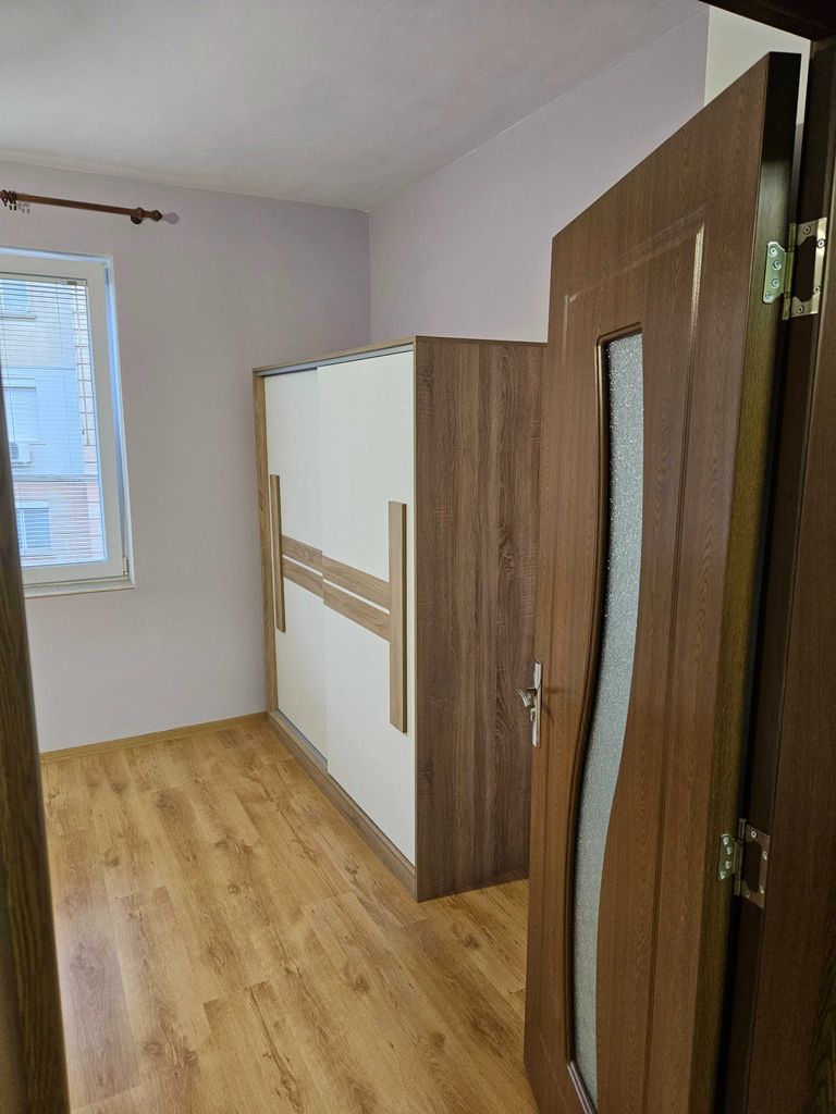 Продава се Тристаен апартамент в Плевен, Идеален център - 87 кв.м за 1288 €/кв.м - Снимка #14