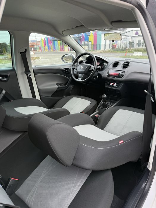 * Vând Seat Ibiza ST * 2013 * Euro 5 * // FACELIFT // *Carte service*