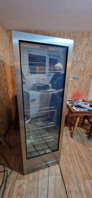 Dry age витрина за зреене на месо