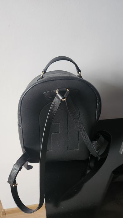 Раница Furla, черна естествена кожа