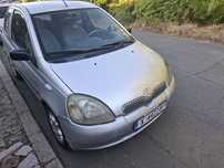 Продавам Toyota Yaris