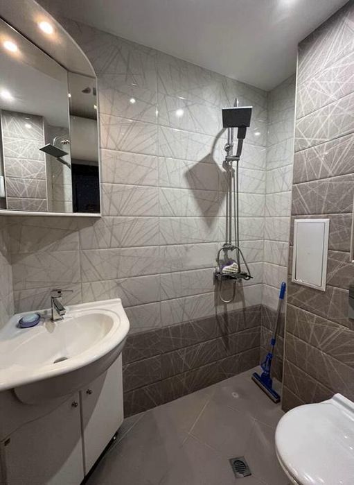 Дава се под наем Двустаен апартамент в Пловдив, Кючук Париж - 50 кв.м за 325 € - Снимка #3