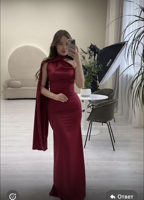 Очень элегантное Вечернее платье