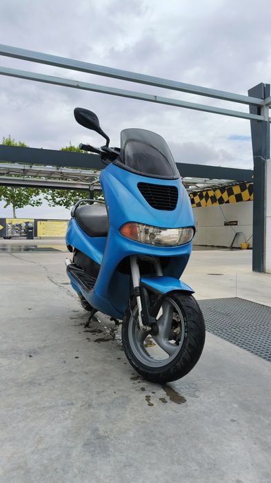 Scuter Peugeot Elyseo 49cc