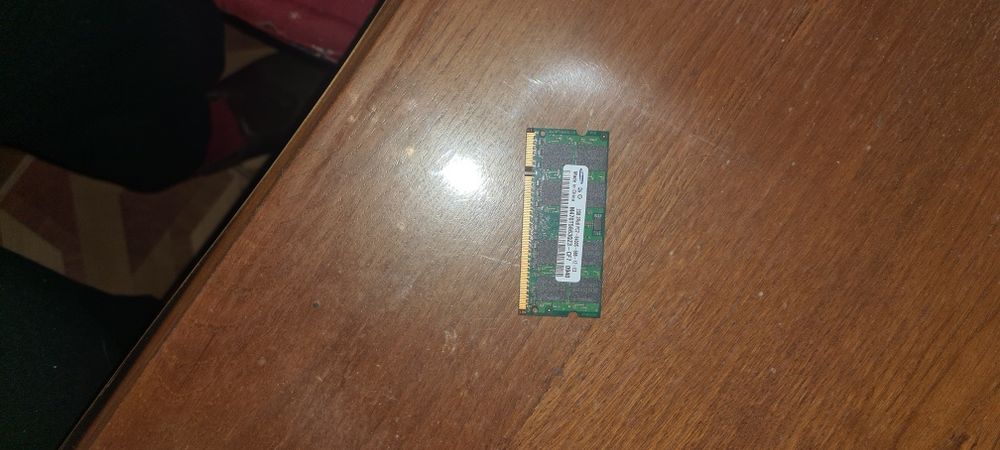 DELL INSPIRON 11Z  на части HDD 320G + 2GB RAM