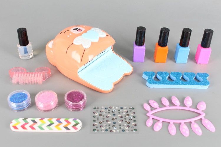 Комплект за детски маникюр със сушилня