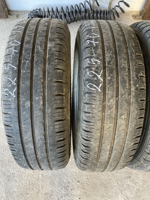 Гуми за бус 225-70-15 C