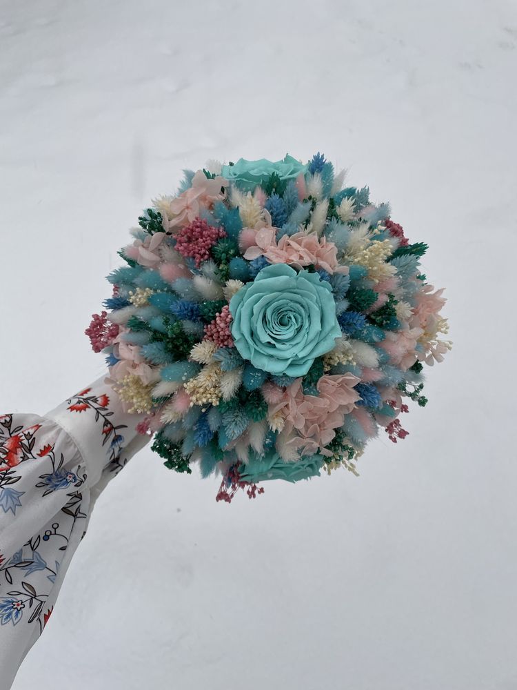 Buchet din flori stabilizate