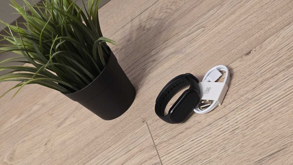 Xiaomi Smart Band 10 NOU - NEGRU - 1.72" AMOLED OFERTA!