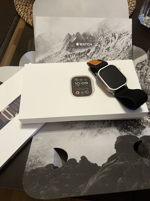 Apple watch ultra 2 49 mm Titanium Blue alpine loop