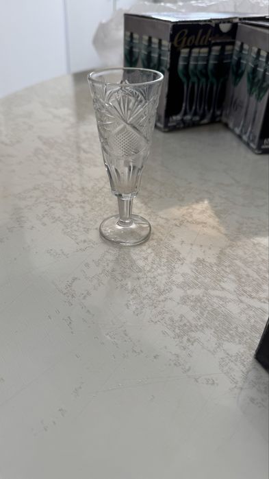 Продается хрустальный стакан для водки