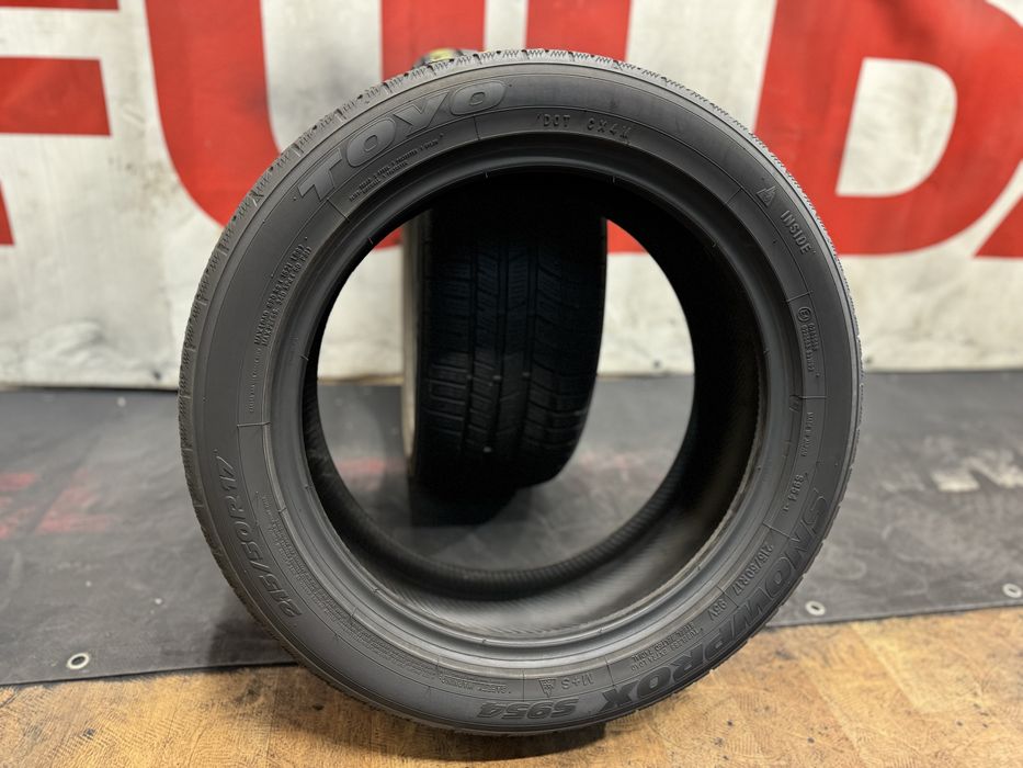 215 50 17, Зимни гуми, Toyo SnowProxS954, 2 броя