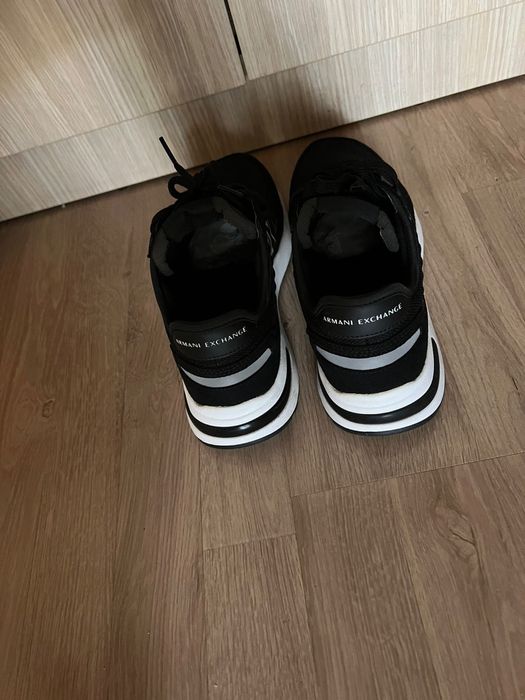 Adidasi Armani Exchange