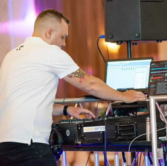 DJ EVENIMENTE | Nunta | Botez | Petreceri Private | Cununie | Par