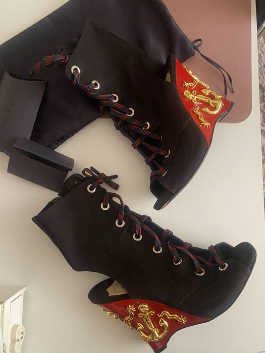 Prada чорапи оригинални