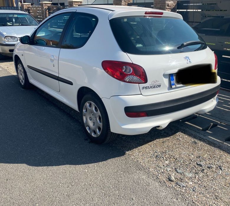 Peugeot 206+ an fabricație 2011