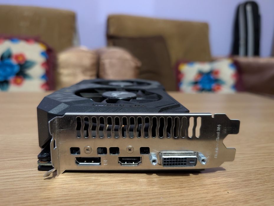 Placa video ASUS GeForce GTX 1650 TUF gaming