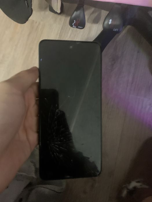 Продам Realme 12x 5G хорошее состояние