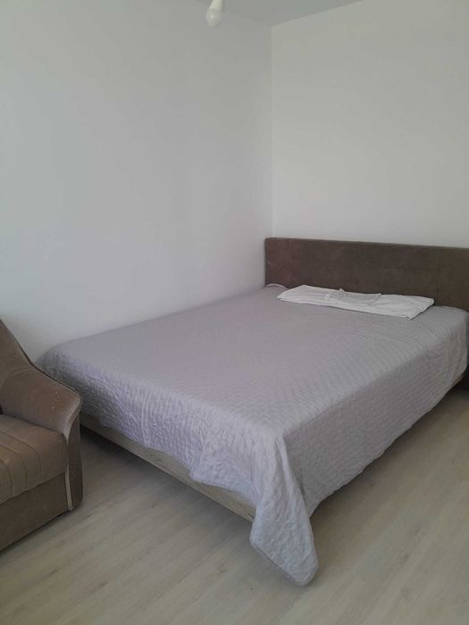Inchiriez apartament 3 camere sanpetru