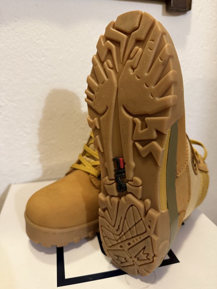 Зимни обувки FILA