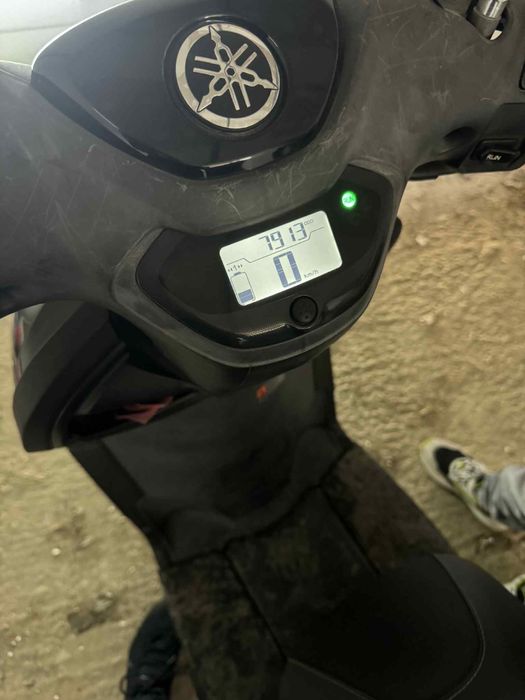 Vand scuter yamaha