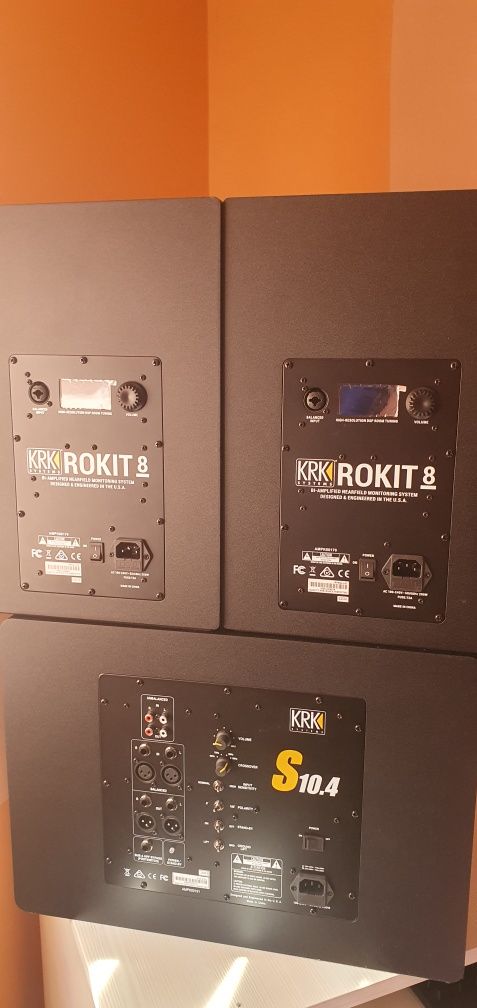 Monitoare audio KRK Rokit 8 și subwoofer KRK S 10.4