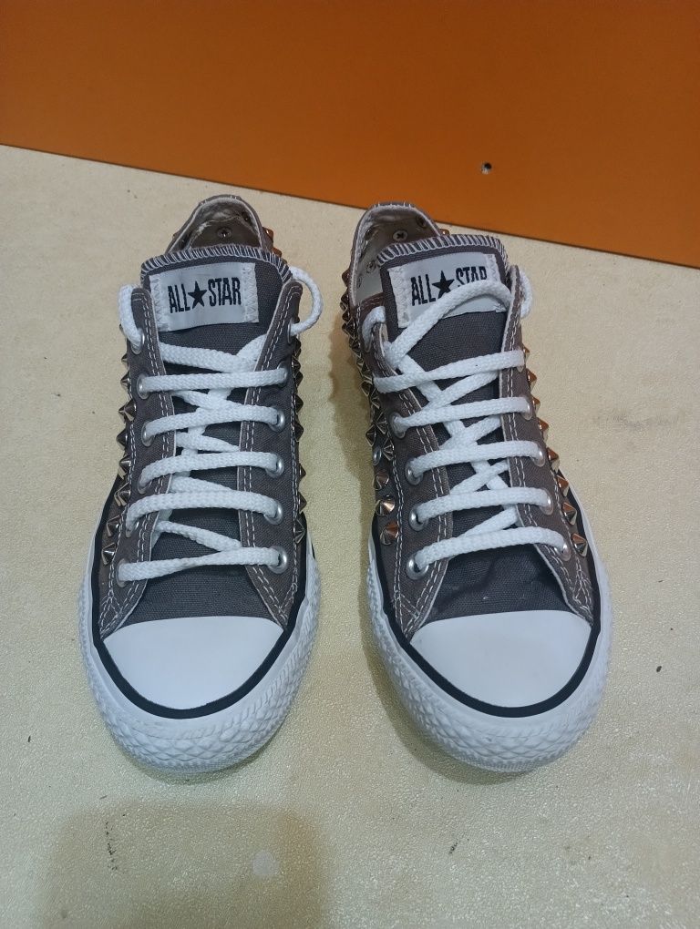 Converse със шипове N 40 - 42 лв