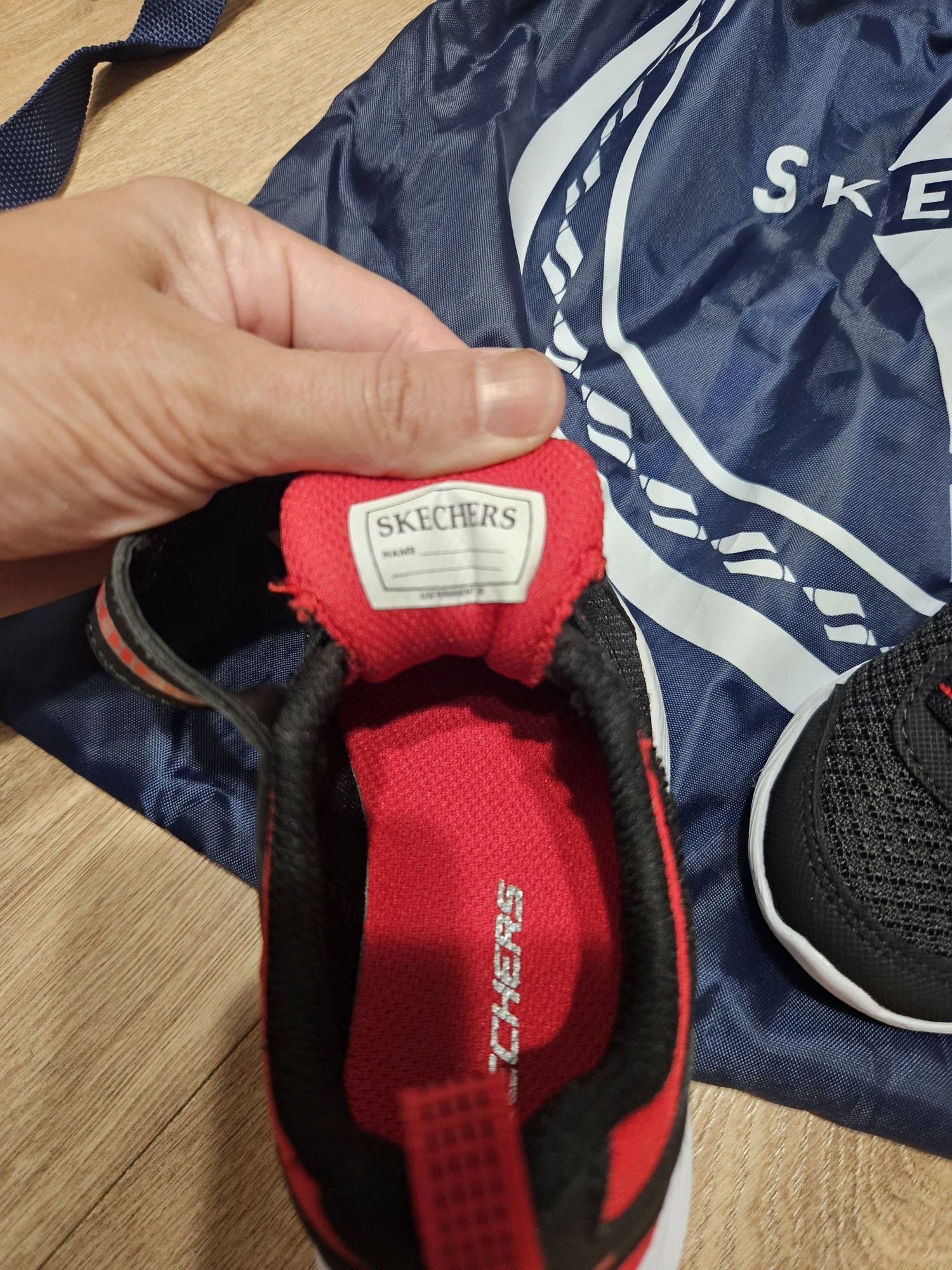 Детски обувки / маратонки skechers 23 номер