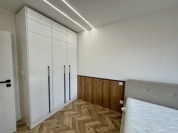 Луксозен ТРИСТАЕН апартамент в кв. Христо Смирненски