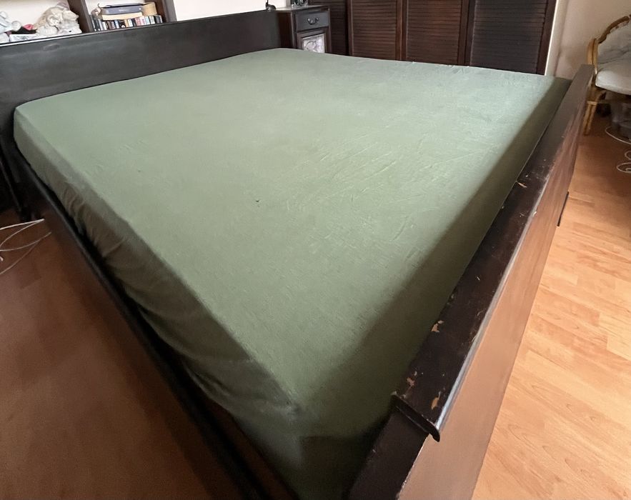 Ретро спалня с подматрачна рамка