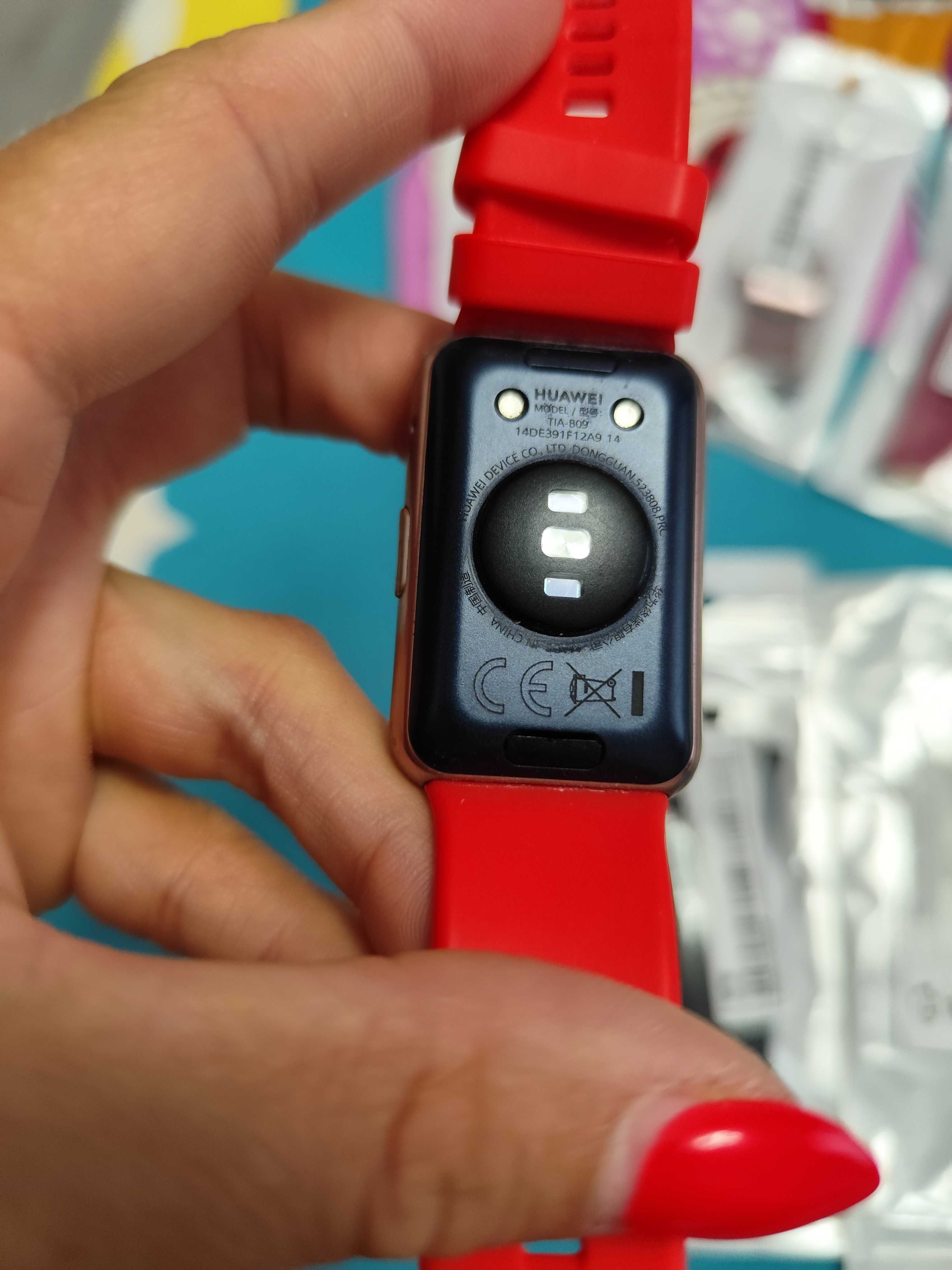Смарт часовник watch fit 2